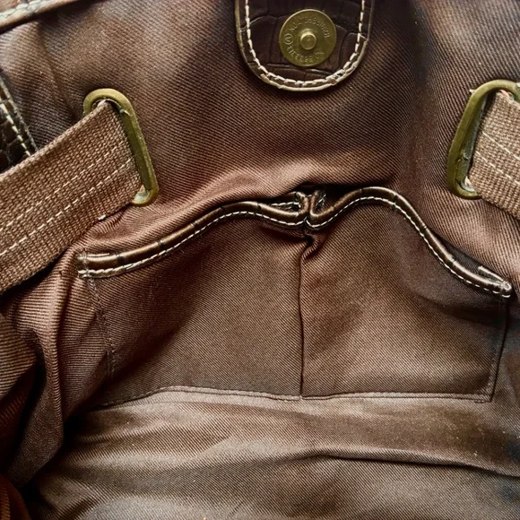 ❗️CLEARANCE ❗️Alphabet Shoulder Bag - Picture 9 of 9